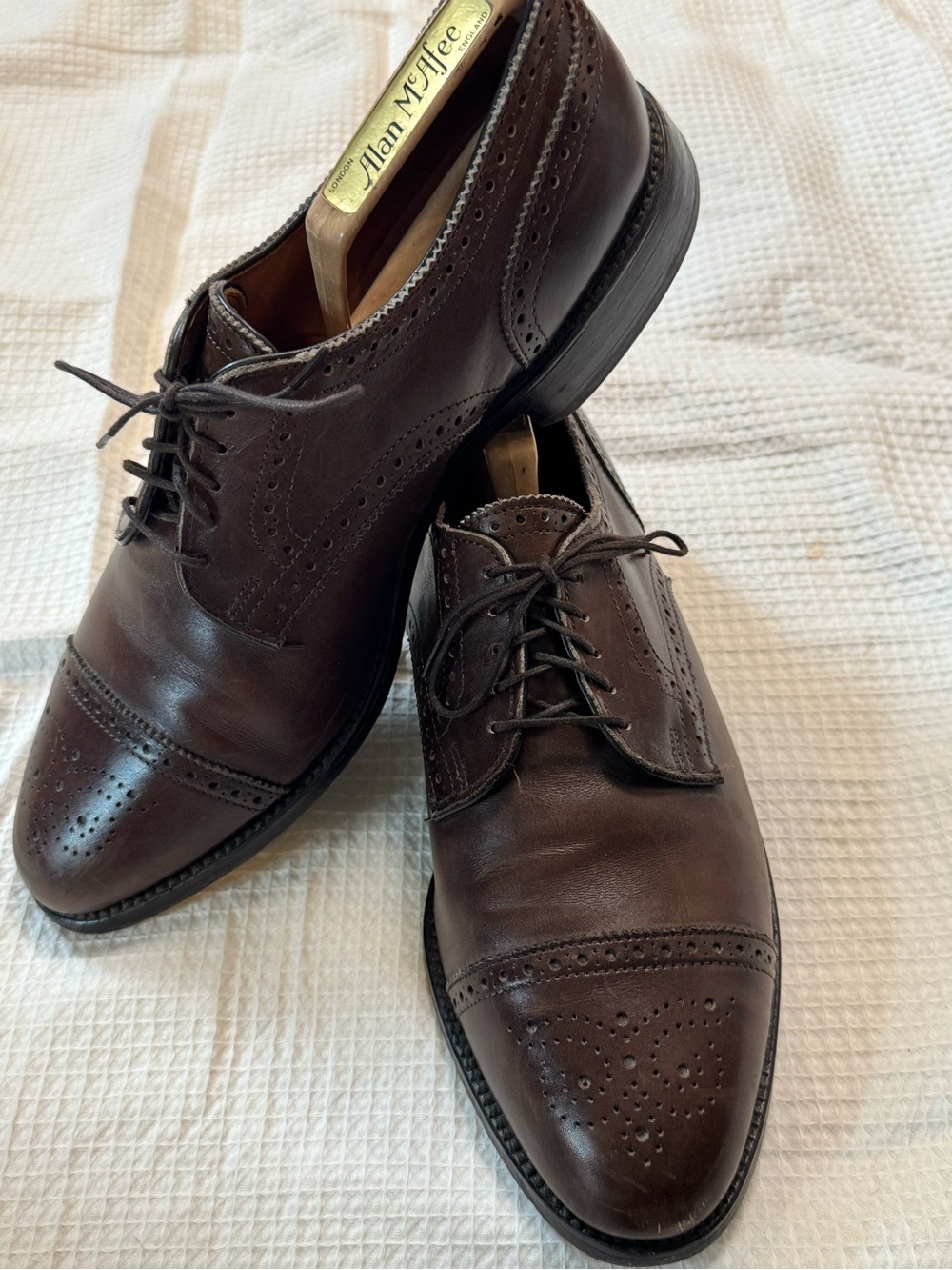 Allen Edmunds Dark Brown Leather Brogue Oxfords made in USA 10D